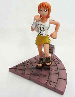 Figura comercial One Piece Adventure Nami (versión Doskoi Panda) - Imagen 1 de 1