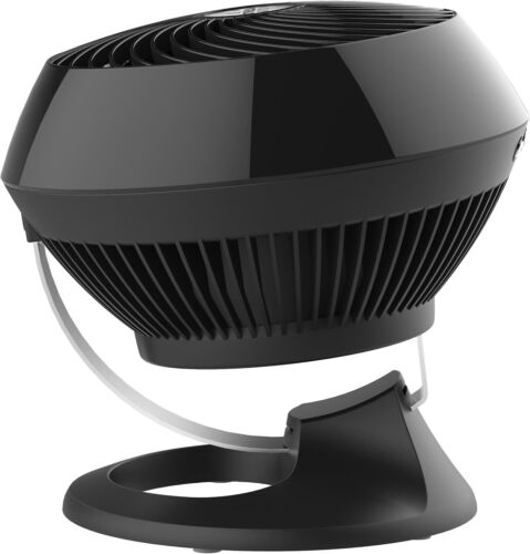 Vornado 560 Medium Air Circulator Fan - Gloss Black - Picture 4 of 6