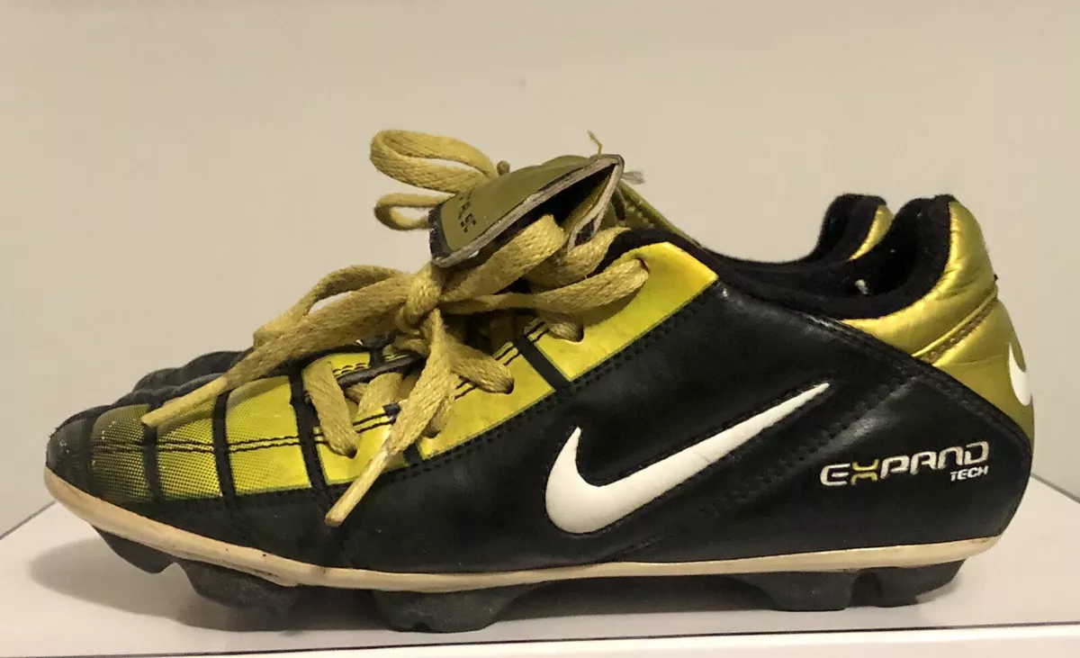 Nike Total 90 Expand Tech Soccer Cleats Size youth 13.5/black/gold | eBay