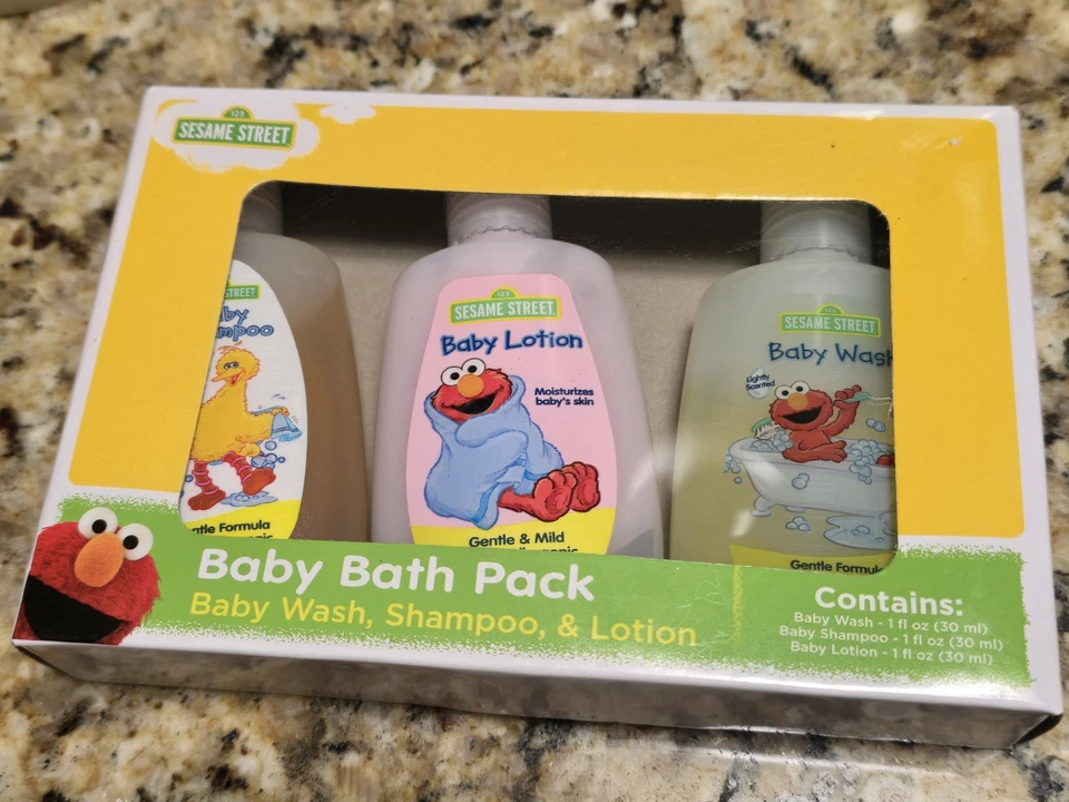 Set paquete de baño para bebé Sesame Street champú loción aseo biberones de viaje +2 NUEVO Foto 2 de 2