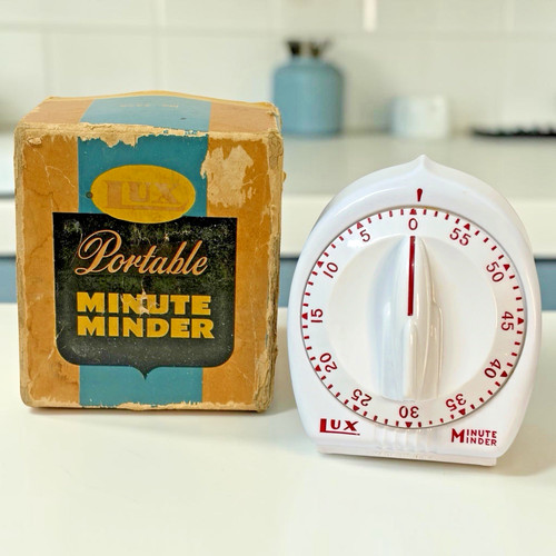Vintage LUX Minute Minder Kitchen Timer 60 Minutes Working Retro White/Red #2428