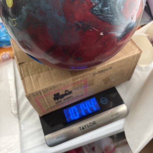 10 Lb 14 Oz Storm Tropical Heat Bowling Ball Red Blue - Picture 10 of 10