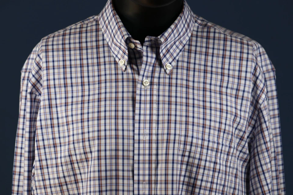 Lot 2 Kirkland Men’s Traditional Fit Non‑Iron Plaid Dress Shirts 16.5 36‑37 48" - Image 4 of 4