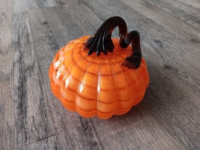 Hand Blown Art Glass Pumpkin Orange Swirl With Black/Brown Curled Stem Harvest
