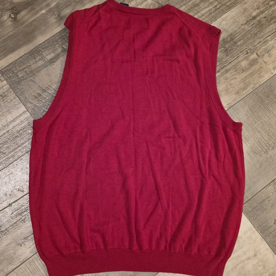 Chaps Men’s XL Sweater Vest Red Cotton Knit V-Neck Preppy Classic Academia Soft  - Image 3 of 4