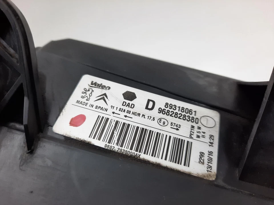 PEUGEOT PARTNER Headlamp Headlight N/S 2015-2019 Unknown Van LH — 第 4/4 张图片