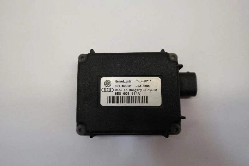 2000 2001 2002 2003 2004 2005 2006 AUDI TT MK1 HOME LINK MODULE 8E0909511A - Image 3 of 4