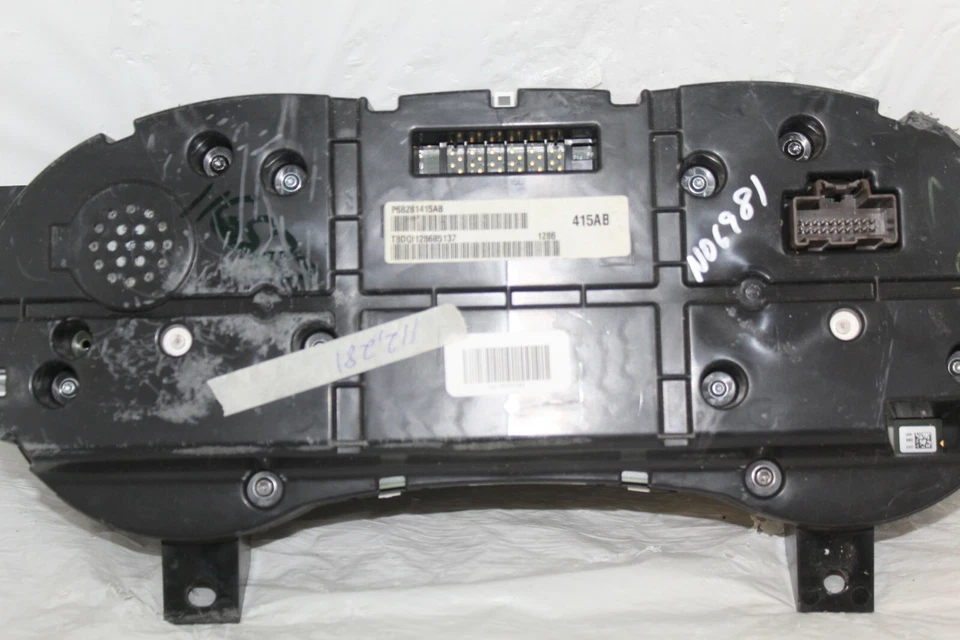 Cuadro de instrumentos velocímetro indicadores de panel Dodge Charger 2016 112.281 millas Foto 2 de 4