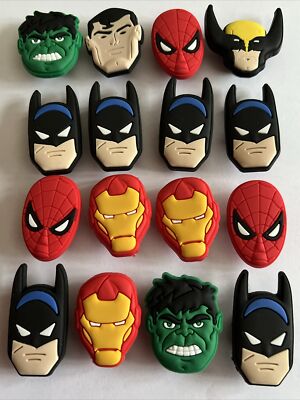 Neuwertig Neu AVENGERS & SUPERHELDEN Set 16 Insgesamt Silikon Schuh Charms