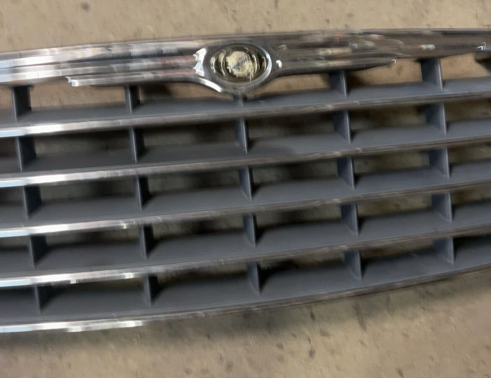 Conjunto de parrilla delantera ASPEN 2007-2009 cromada OEM Foto 2 de 4
