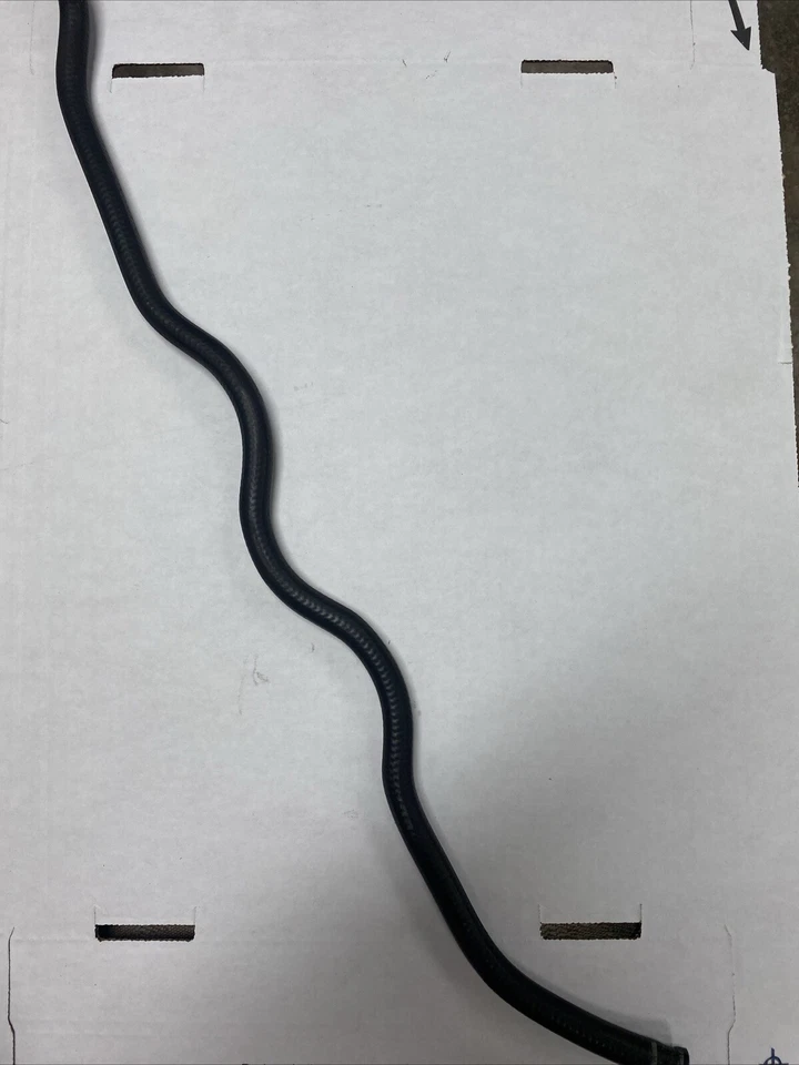 1996-03 BMW 525i 528i 530i 540i 740 i L Expansion Tank to Radiator Breather Hose - Image 2 of 2