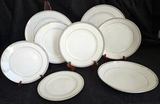 MIKASA BARCLAY 8258 Fine China 2 4-pc Settings Total 8 pcs No Chips or Cracks 