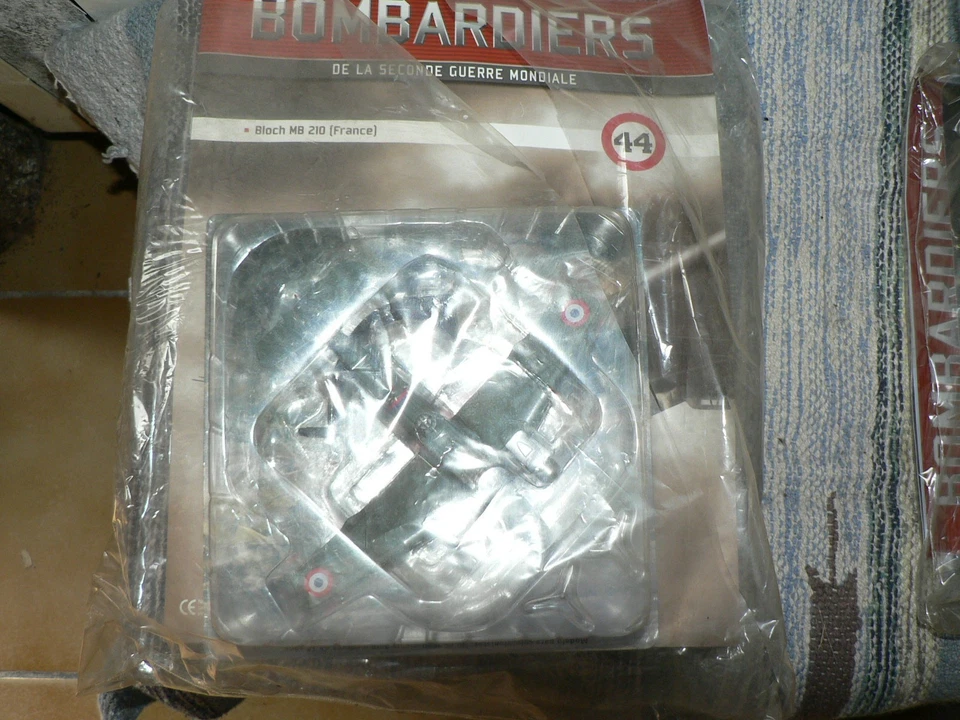 lot de12 bombardiers WWII ALTAYA,1/100. - Photo 4/4