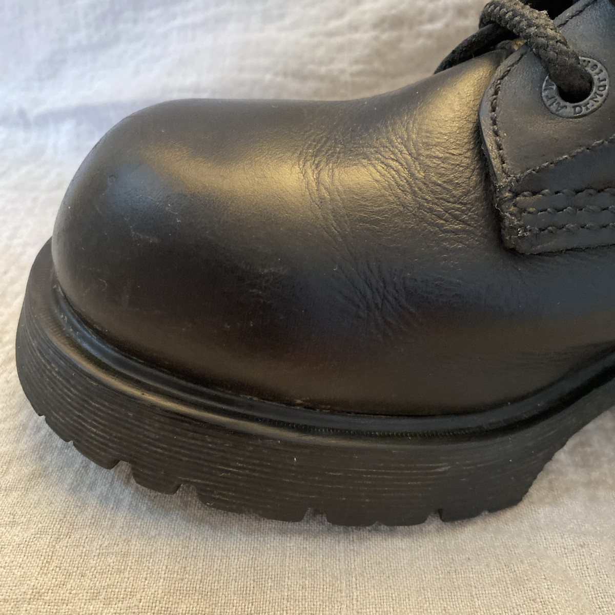 Vintage Doc Dr Martens Hiking Boots Men display picture 2