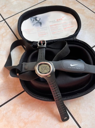 SM0020-001 Ultimate Nike Triax CV10