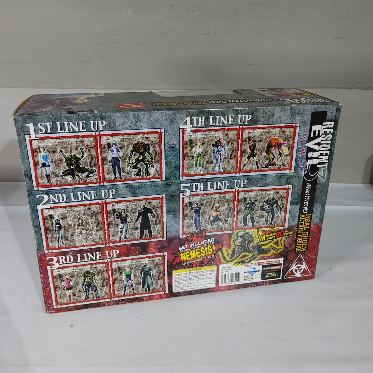 Resident Evil 3 Nemesis Real Shock Action Figure Jill vs. Drain