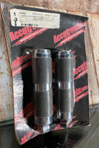 NOS Accutronix Chrome & Rubber Male Mount Footpegs 44498 5.5" Steel Made in USA - Picture 3 of 5