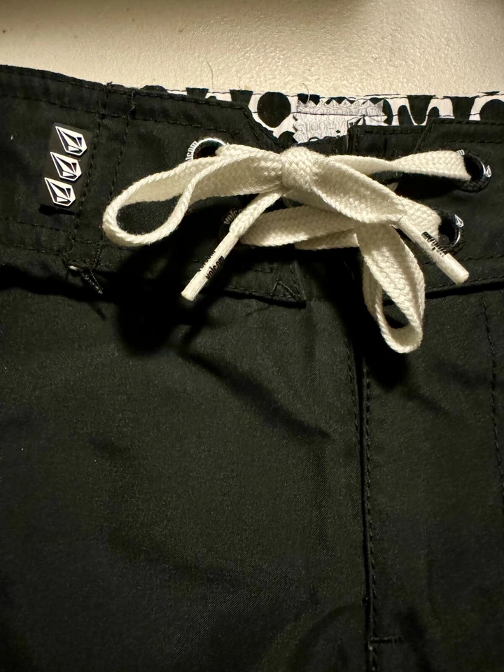 Boardshorts Volcom Miss Mod Foster Girl 2 Juniors Talla 7 Foto 4 de 4