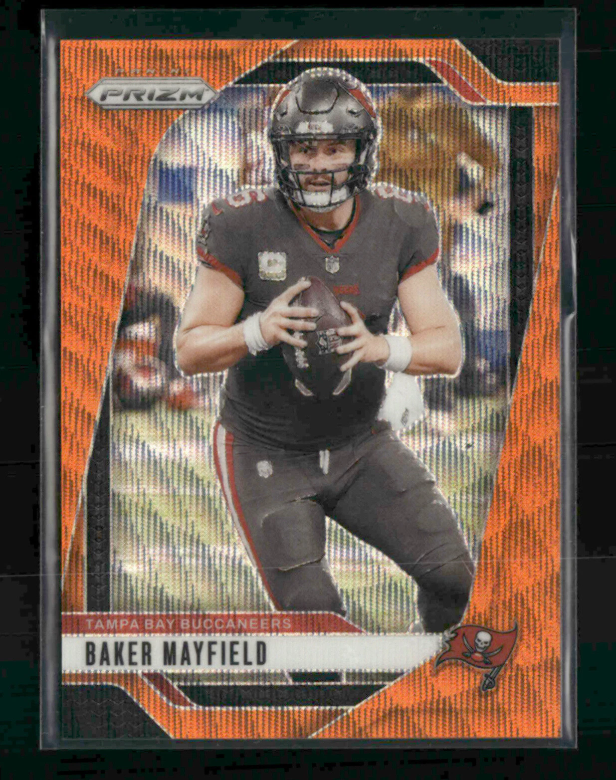 Baker Mayfield 2024 Panini Prizm Football Orange Wave Prizm 31/60 Buccaneers