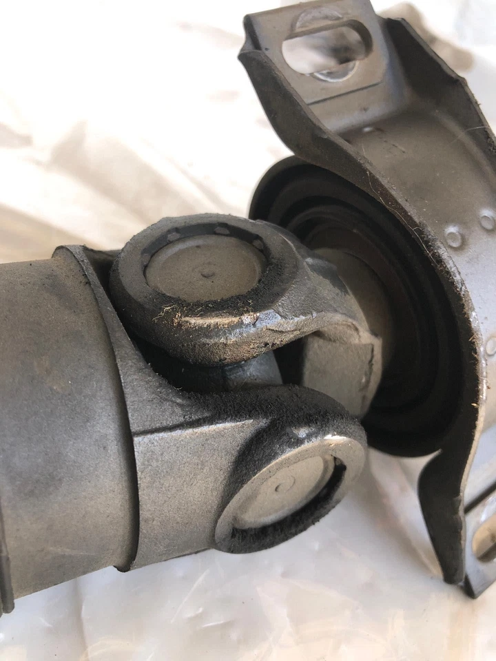 1997 - 1998 MERCEDES BENZ C-CLASS C230 Rear Drive Shaft Propeller Assembly OEM - Image 3 of 4