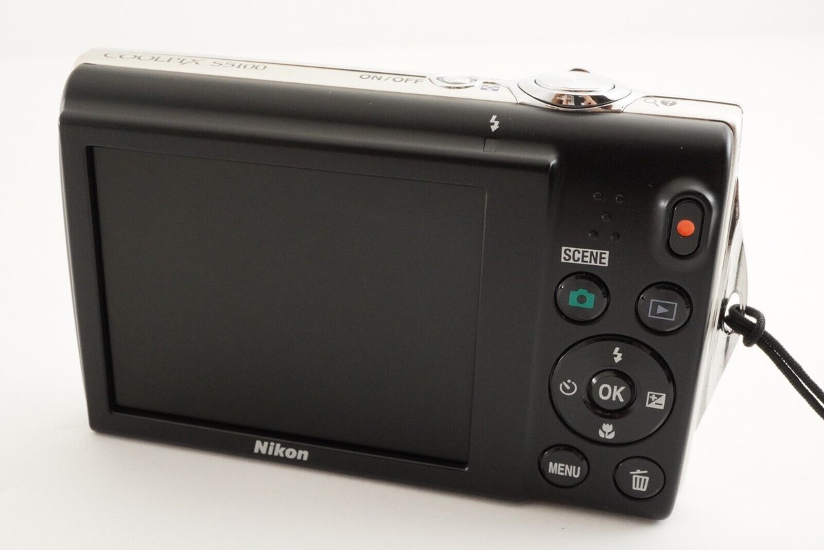 Nikon COOLPIX S5100 シルバー Nikon COOLPIX S5100 Silver With 4GB SDHC Card Digital Camera