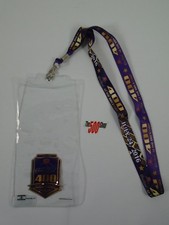 Crown Royal Brickyard 400 2016 titular de boleto de evento y credencial de cordón