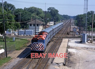 FOTO USA EISENBAHN METRA 613 RONDOUT 24.06.2003