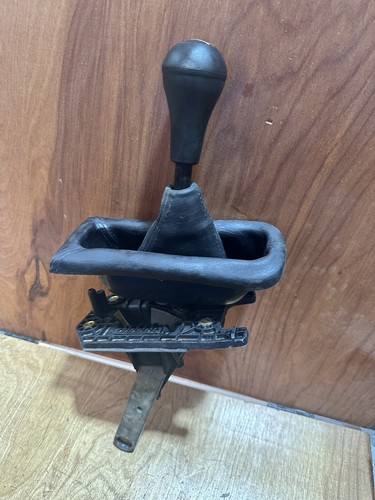 03-09 Dodge Ram 4x4 Transfer Case Shifter Lever Base Bracket Assembly - Picture 2 of 4
