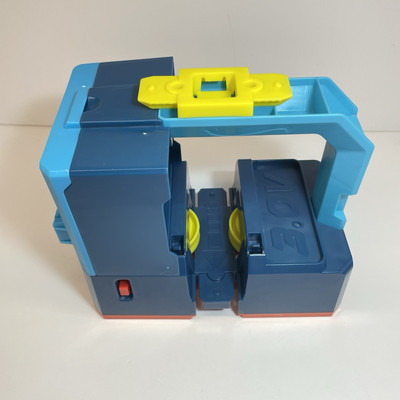 Hot Wheels Track Car Booster Unit - Battery Operated - Fast Launcher