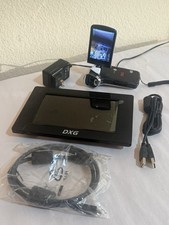 Pacchetto videocamera 3D tascabile DXG USA DXG-5D7V e lettore multimediale 3D