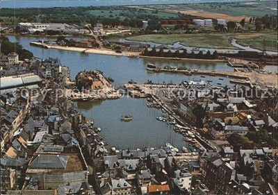 Honfleur Vieux Bassin et la Lieutenance vue aeri