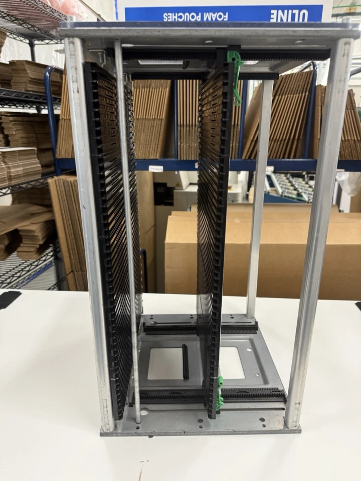 Nix Nikko-Rack Series NKAJ-0525R-4C G 弹匣架 — 第 3/4 张图片