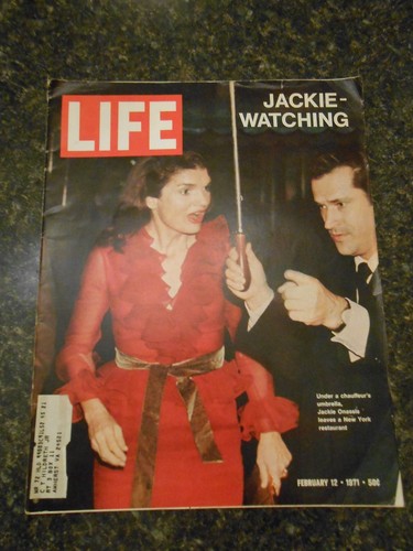 Vintage LIFE Magazine Feb. 2 1971 Jackie (Kennedy Onassis)-watching neat issue! - Picture 2 of 5
