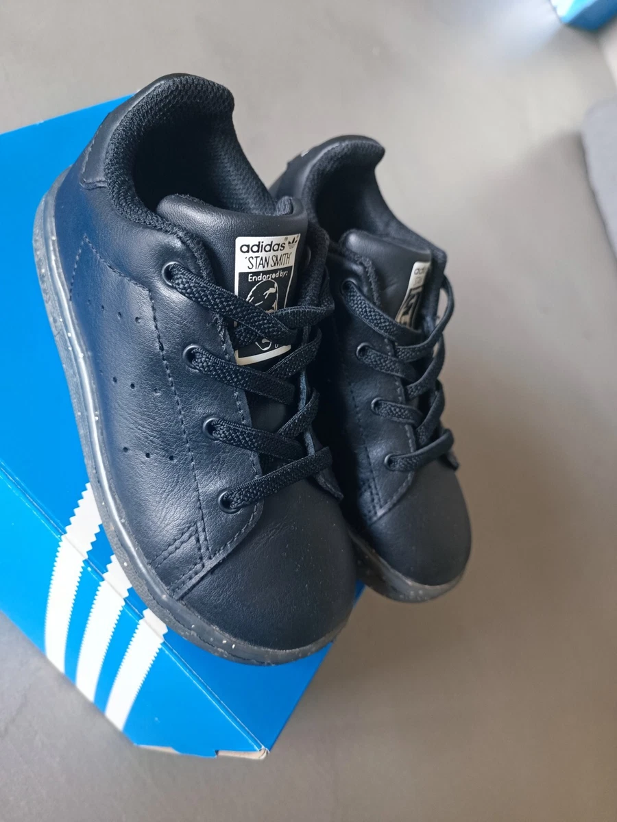 Adidas originals stan smith bambino nere hotsell
