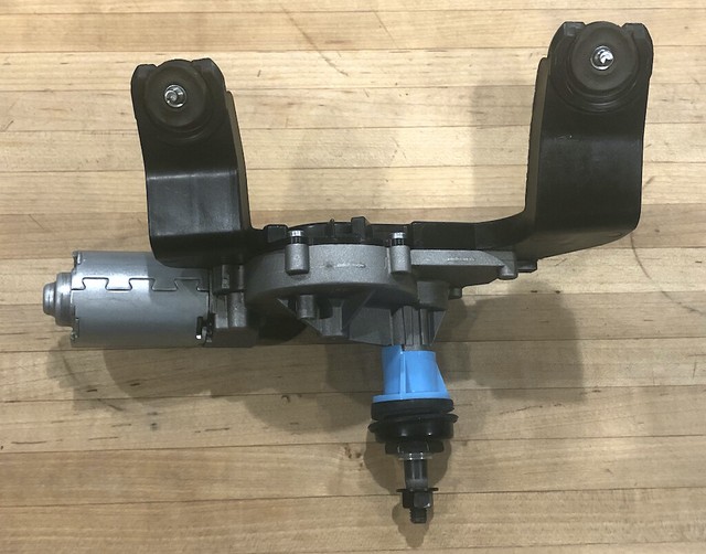 Wiper Motor Linkage Rear 987001H300 for Hyundai Tucson 2011 for sale