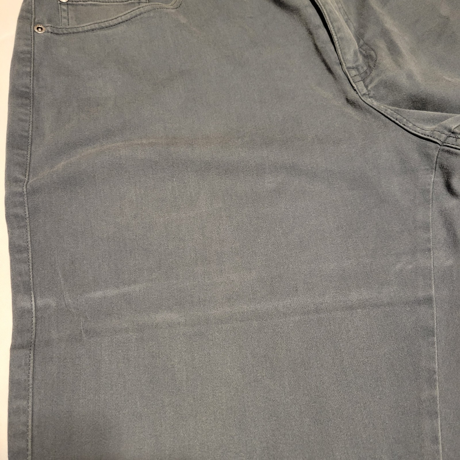 Peter Millar Men's  Performance  Five Pockets  Pa… - image 13