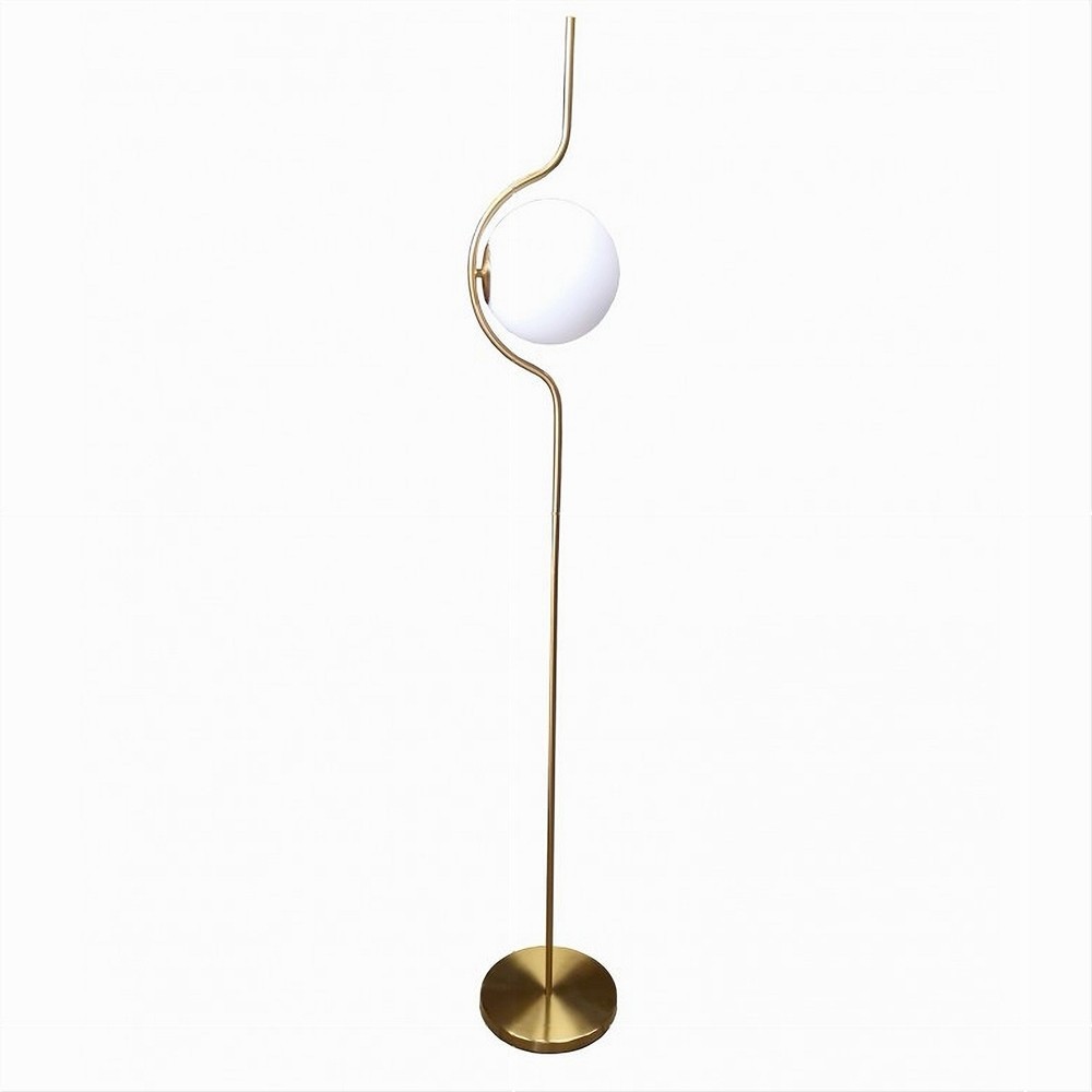 Lampada da terra oro con sfera in vetro bianco