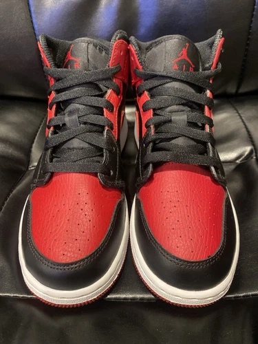Taglia 6 (GS) Jordan 1 Mid Banned
