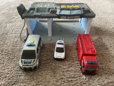 SOS Rettungsstation Mit Polizei Feuerwehr  Krankenwagen Licht & Sound & Mikrofon