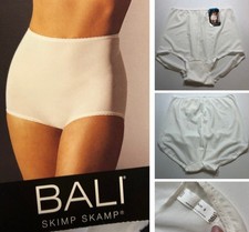 BALI Women's Skimp Skamp White Brief Size 9 NWT Style 2633 Center Back Seam