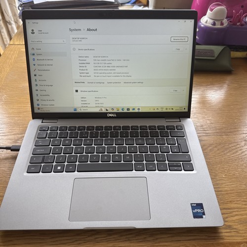Dell Latitude 5440 Laptop. Core i5-1345U, 16GB Ram, 512GB SSD 14" FHD Windows 11 - Afbeelding 2 van 24
