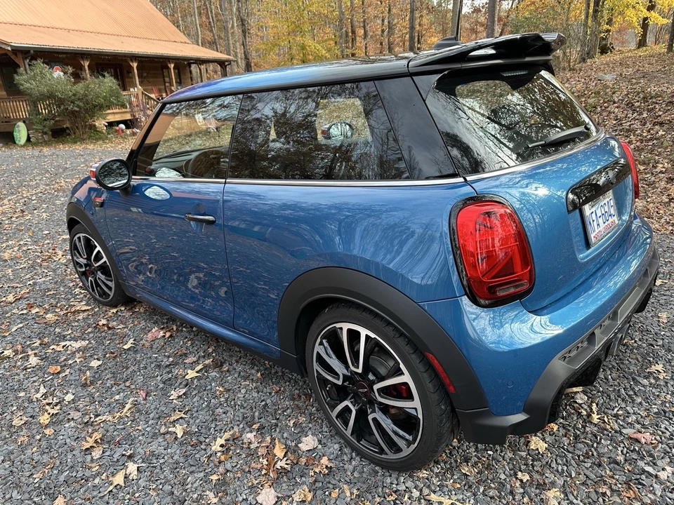 Mini Cooper John Cooper 2024 funciona Foto 3 de 4