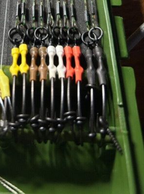 3 KORDA BOOM RONNIE RIGS 6 FARBEN zur Auswahl Teflonhaken Karpfen Angelausrüstung