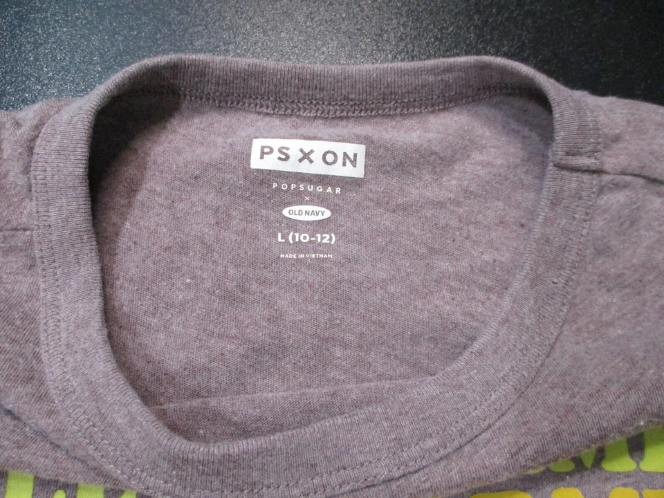 L pale purple WELL INFORMED retro style t-shirt by OLD NAVY / POP SUGAR - Image 3 of 4