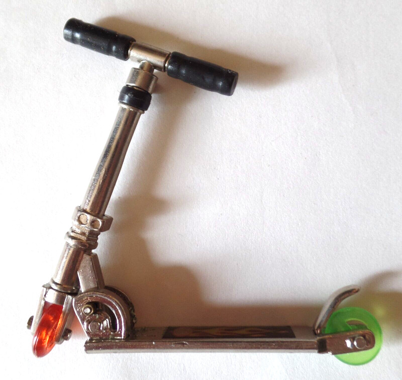 Vintage 1990's Ultra Mini Metal SCOOTER Toy