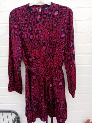 NEW LOOK PETITE SIZE 10 RED ANIMAL PRINT DRESS-UNWORN - Image 1 of 4