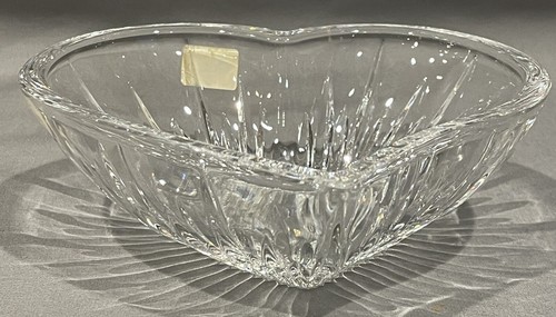 Mikasa Artic Lights Heart Shaped Bon Bon Dish Circa 1987-2020 “PERFECT” - Picture 2 of 5