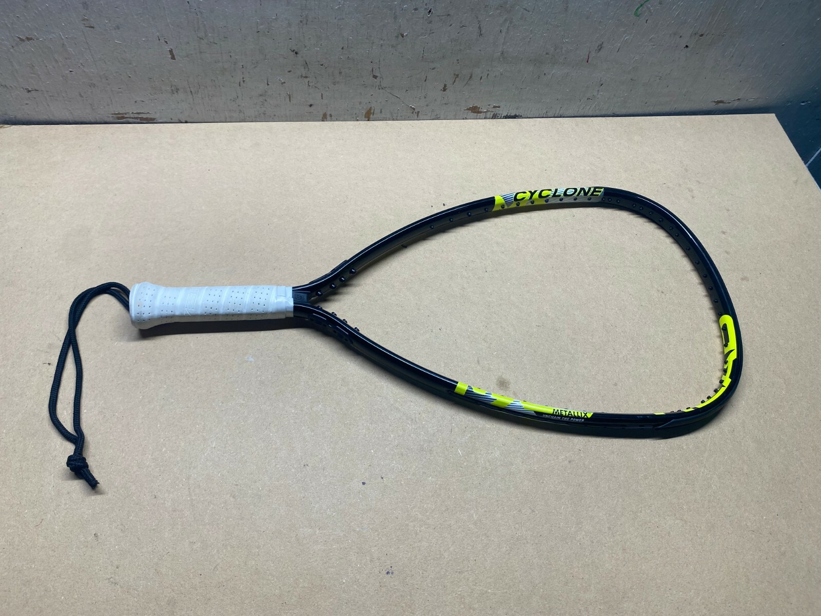 HEAD Metallix MX Cyclone Racquetball Racquet Strung 3 5/8 Inch Grip for