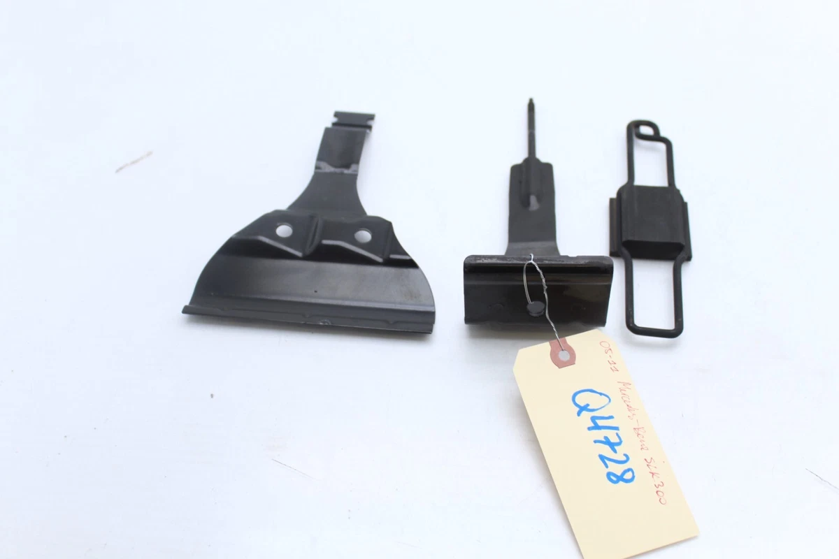 05-11 MERCEDES-BENZ SLK300 BATTERY HOLDER BRACKETS SET Q4728 | eBay