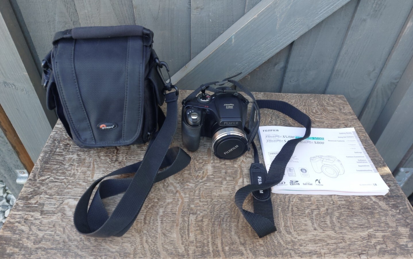 Fujifilm FinePix S5800 8.0MP Digital Camera Black Playback Movie